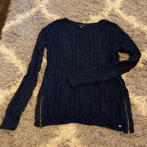 American Eagle sweater navy blue size small